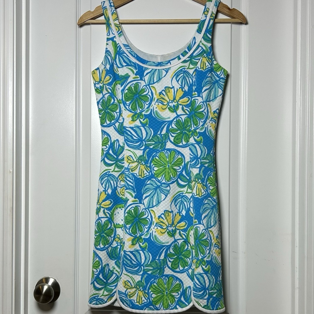Lilly Pulitzer Sweet & Sour Print Scalloped Hem Lola Shift Dress Preppy Style